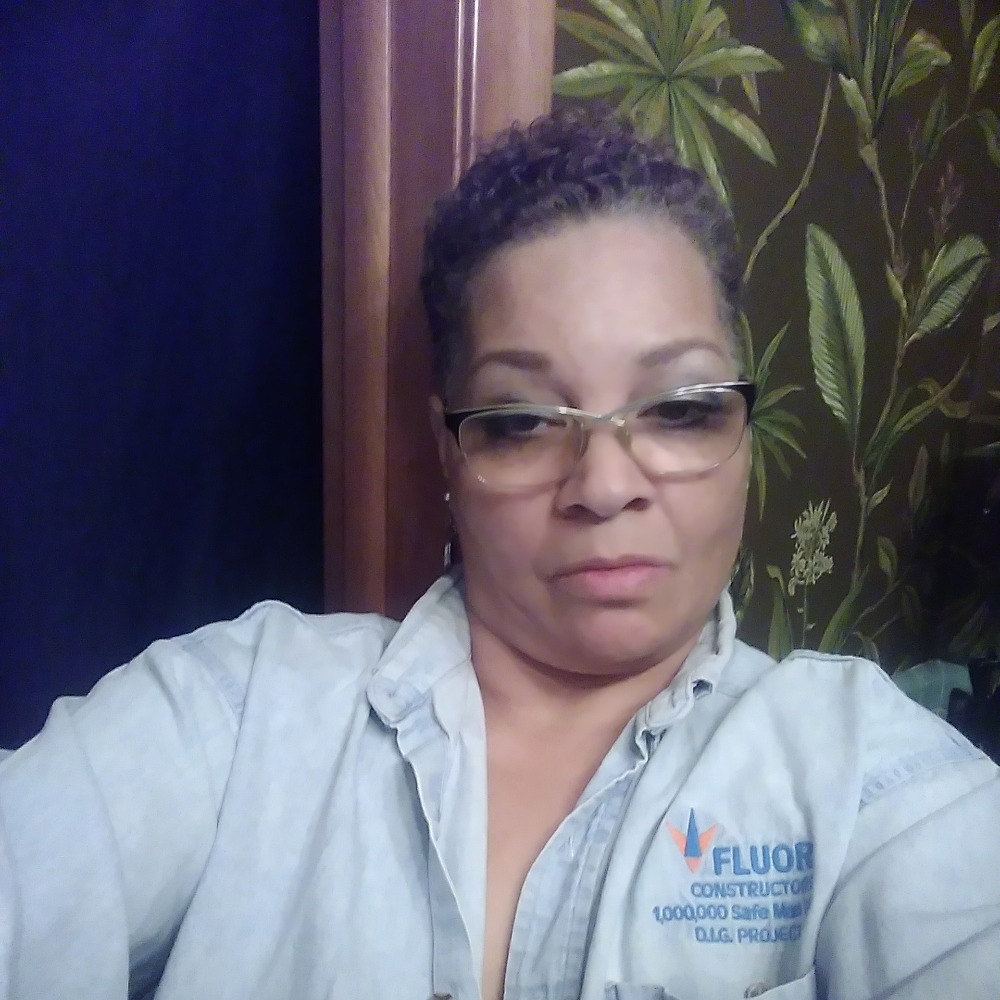 Meet your Posher, Cynthia